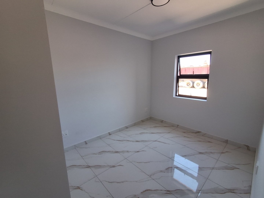 2 Bedroom Property for Sale in Ruyterwacht Western Cape